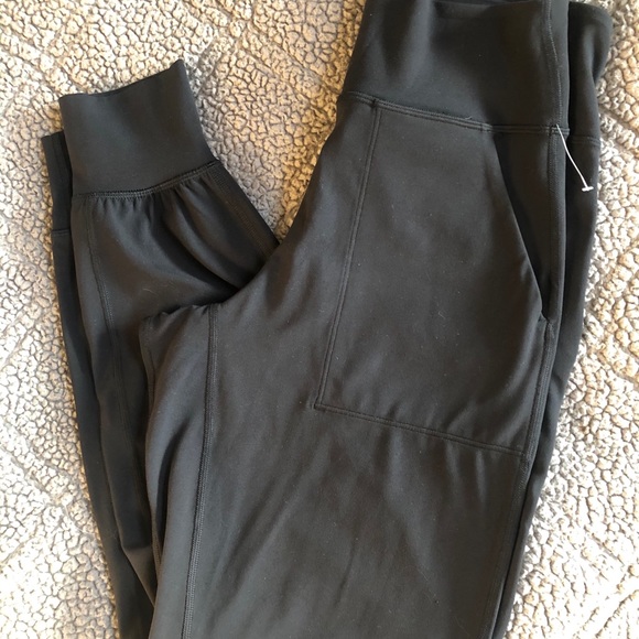 ‼️SOLD‼️Brand New Lulu Align Joggers - Picture 3 of 3